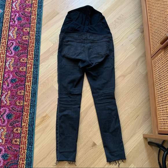 Madewell Maternity Over-the-Belly Skinny Jeans in Black Sea - Picture 4 of 5